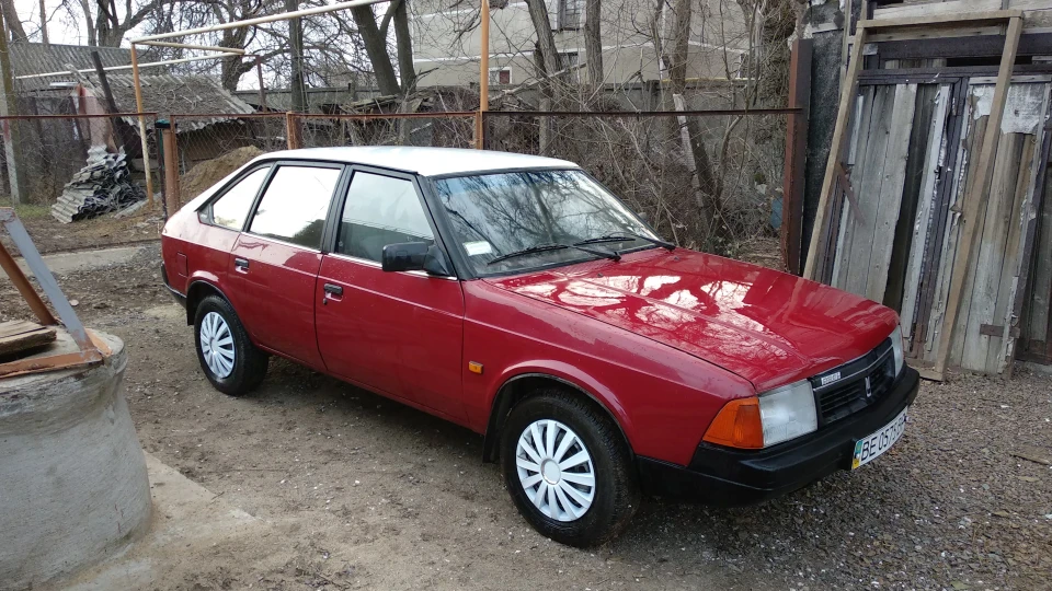 Москвич 2141 Алеко 4