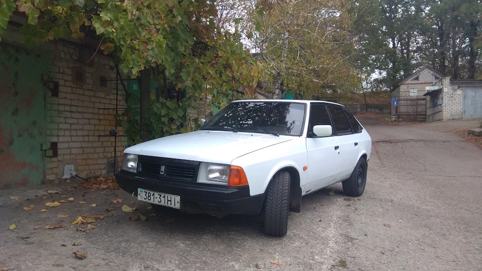 Москвич 2141 F3R White OG 4