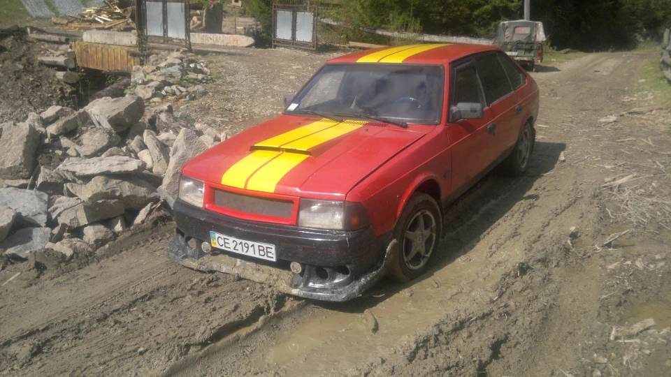 Москвич 2141 F7R в процесі))) 2