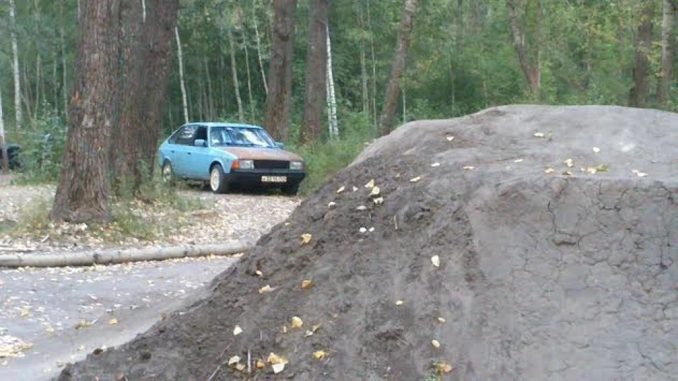 Москвич 2141 makeLowNotWar 2