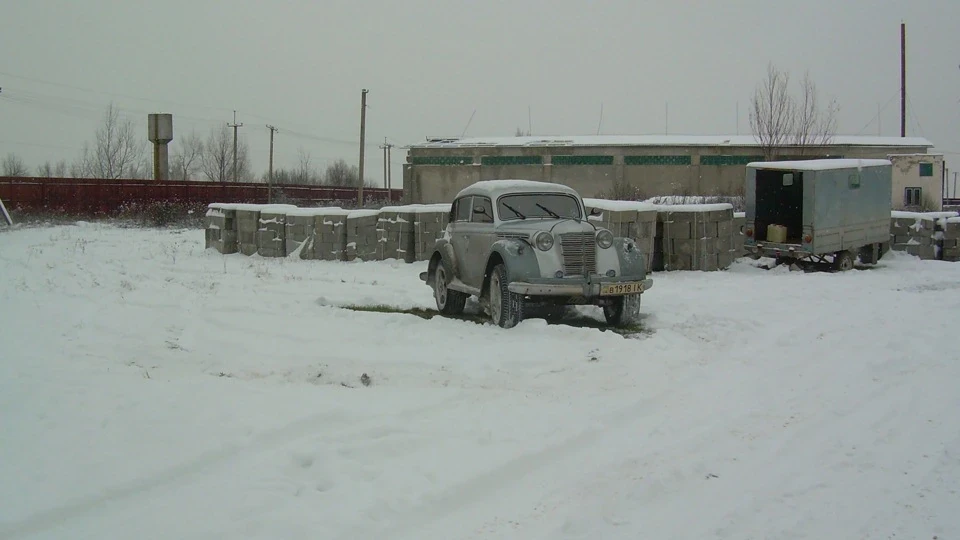 Москвич 401 сірий металік та кварц 3