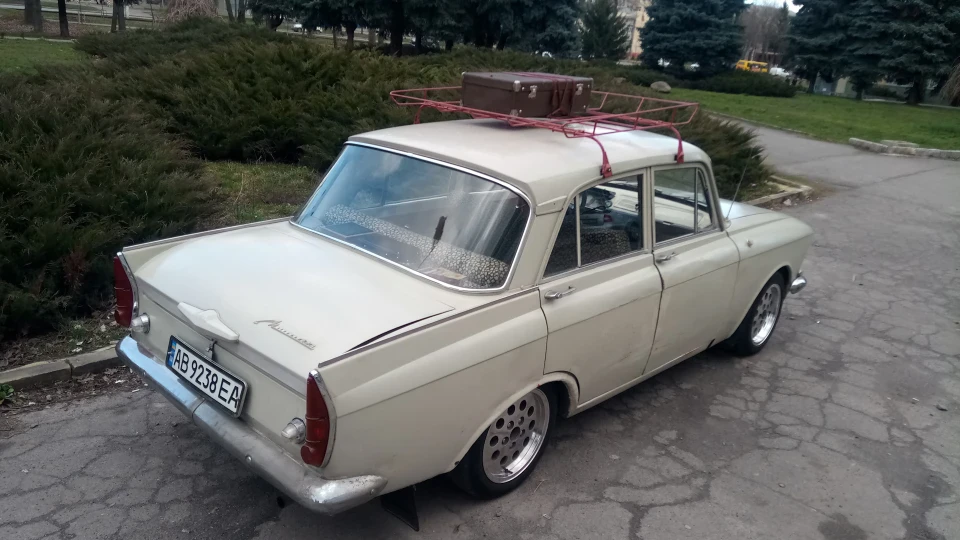 Москвич 408 Бежевий мамонт 4
