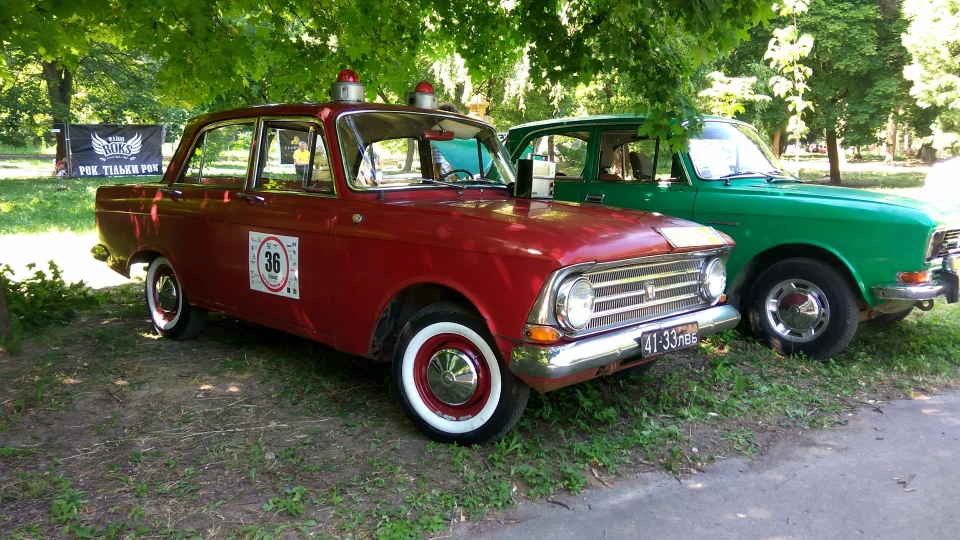 Москвич 408 Червоний 4