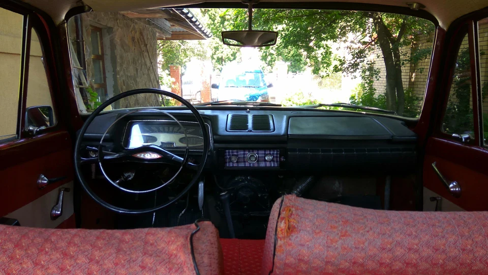 Москвич 408 Червоний 5