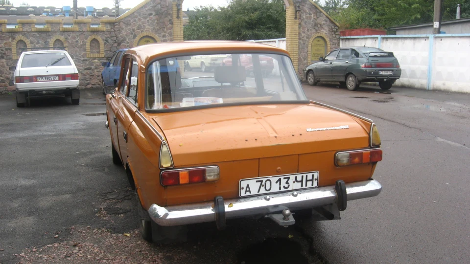 Москвич 412 ІЕ Бізон 4