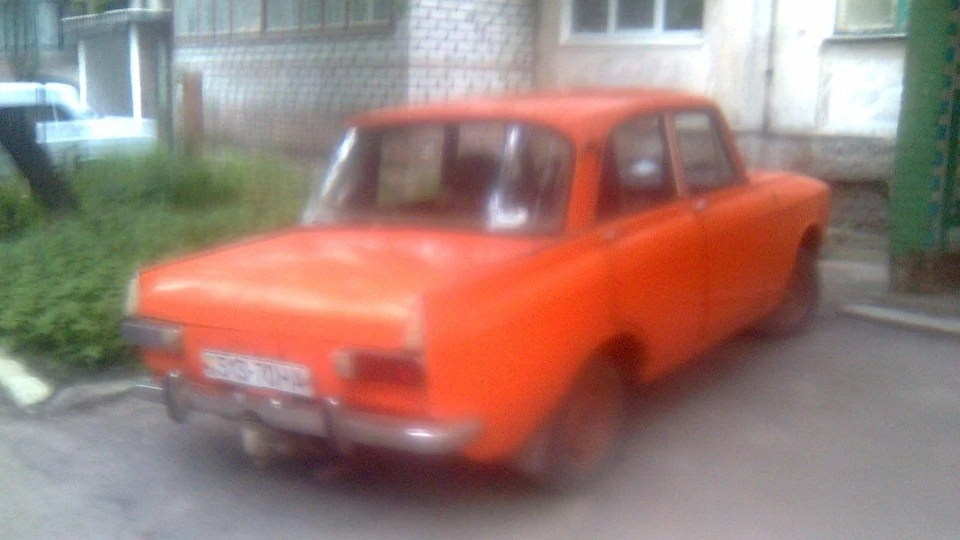 Москвич 412 оранжева задрочка 2