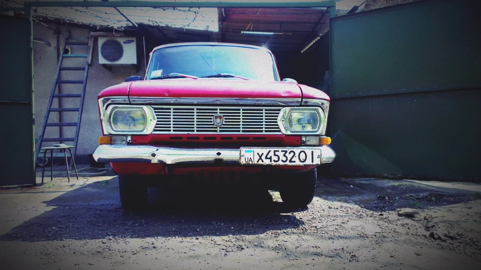 Москвич 412 Red Hornet 3