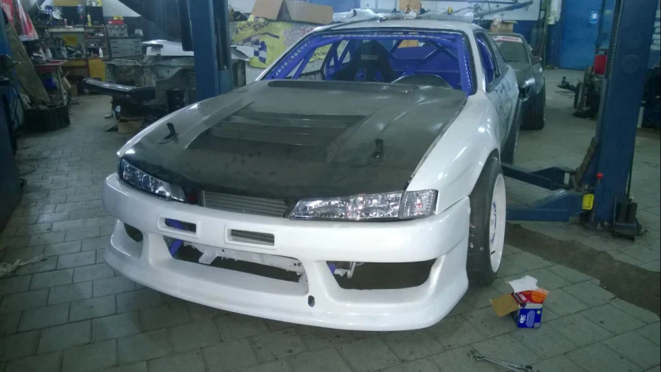 Nissan 200SX Чотири 2JZ 3