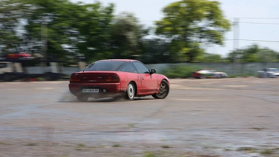 Rb25det 2