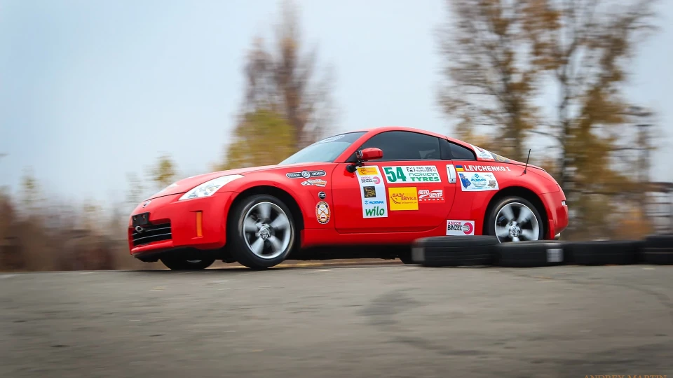 Nissan 350Z 5