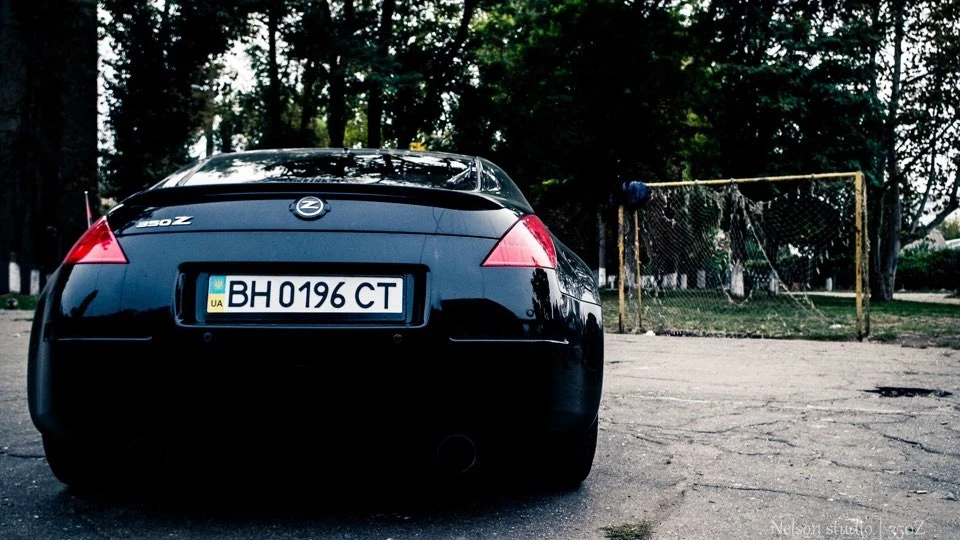 Nissan 350Z 4