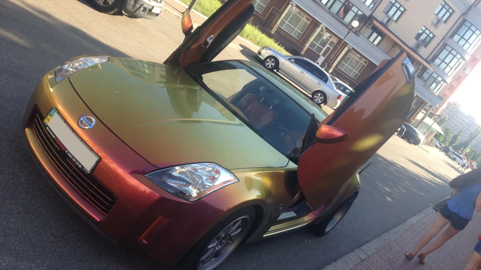 Nissan 350Z 4