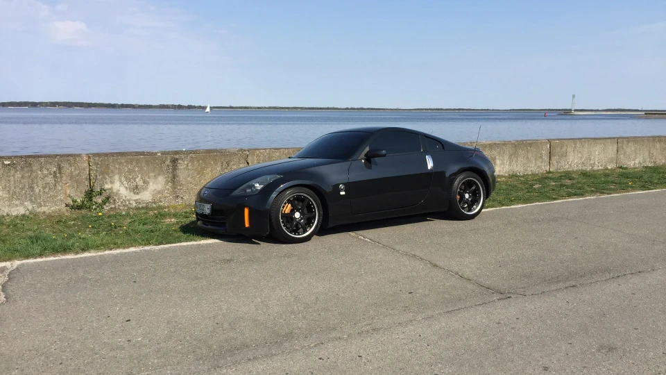 Nissan 350Z Supercharged 4