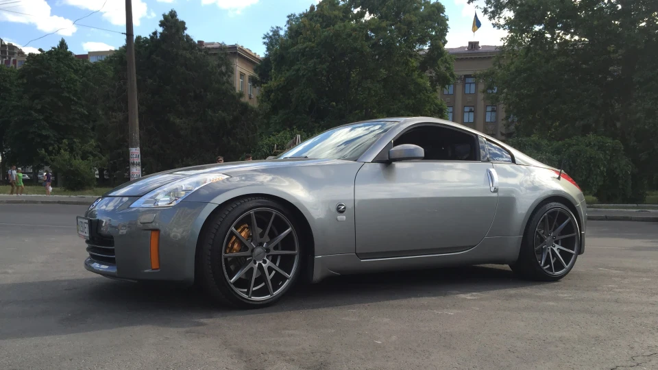 Nissan 350Z VOSSEN VFS 1 20'' 3