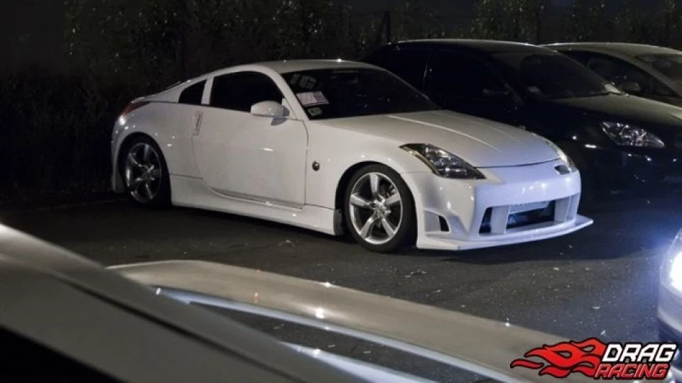 Nissan 350Z White Edition 5