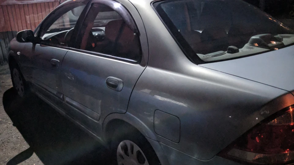Nissan Almera Classic 4