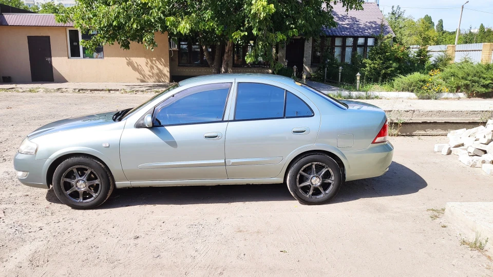 Nissan Almera Classic 5