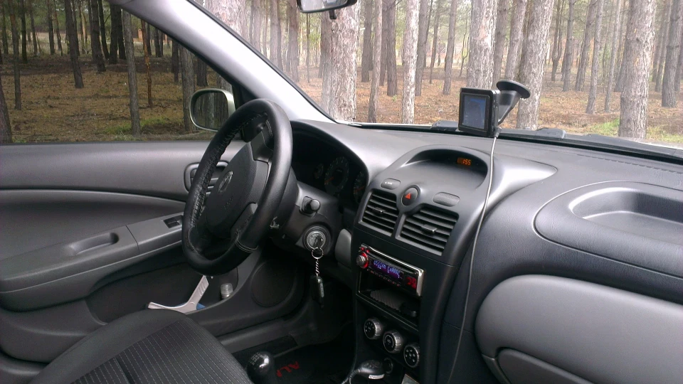 Nissan Almera Classic 4