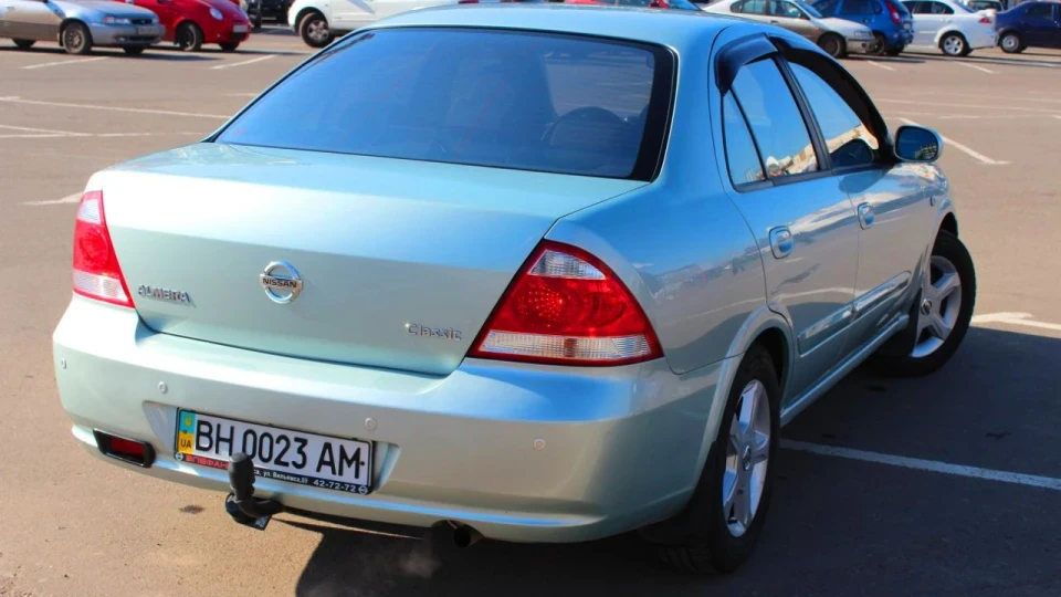 Nissan Almera Classic 1.6 AT 5