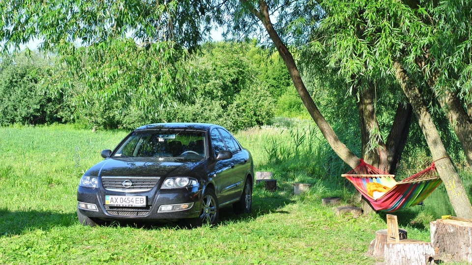 Nissan Almera Classic B.L.A.C.K. 5