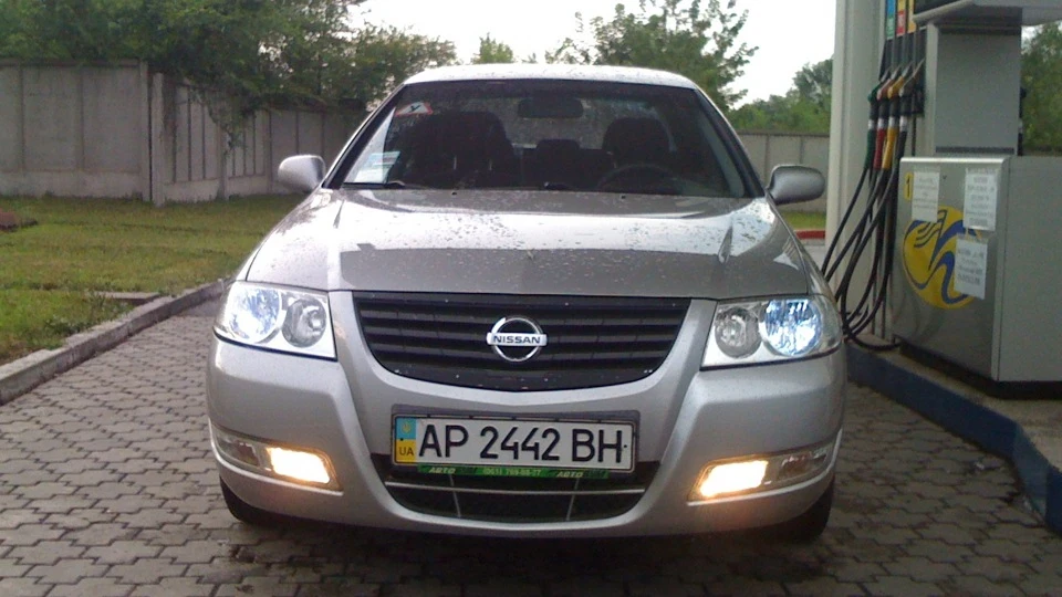 Nissan Almera Classic Тримається на скотчі 5
