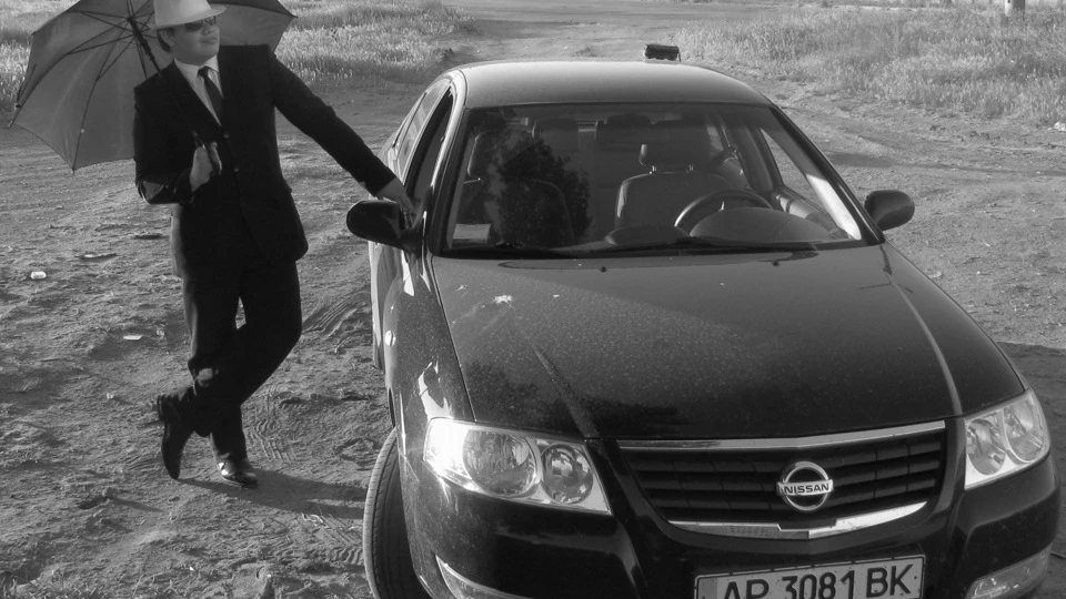 Nissan Almera Classic (класичний жоповоз) 3
