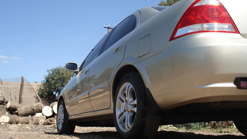 Nissan Almera Classic Олива 2