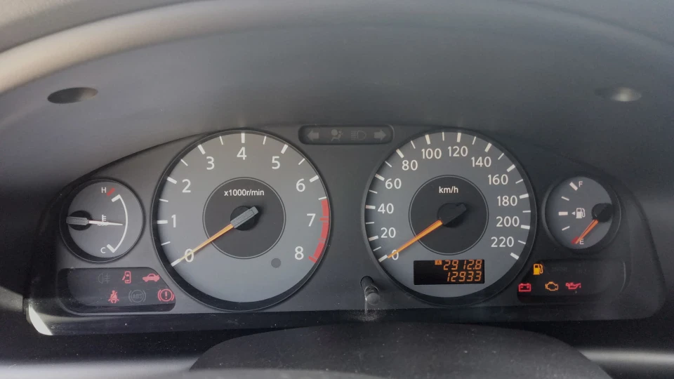 Nissan Almera Classic Оливка 2