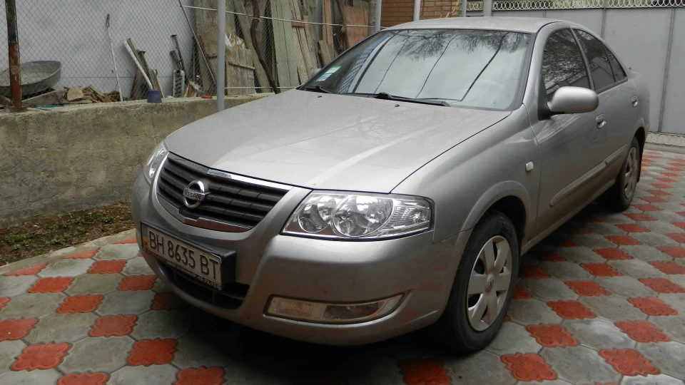Nissan Almera Classic Silver 2008 3