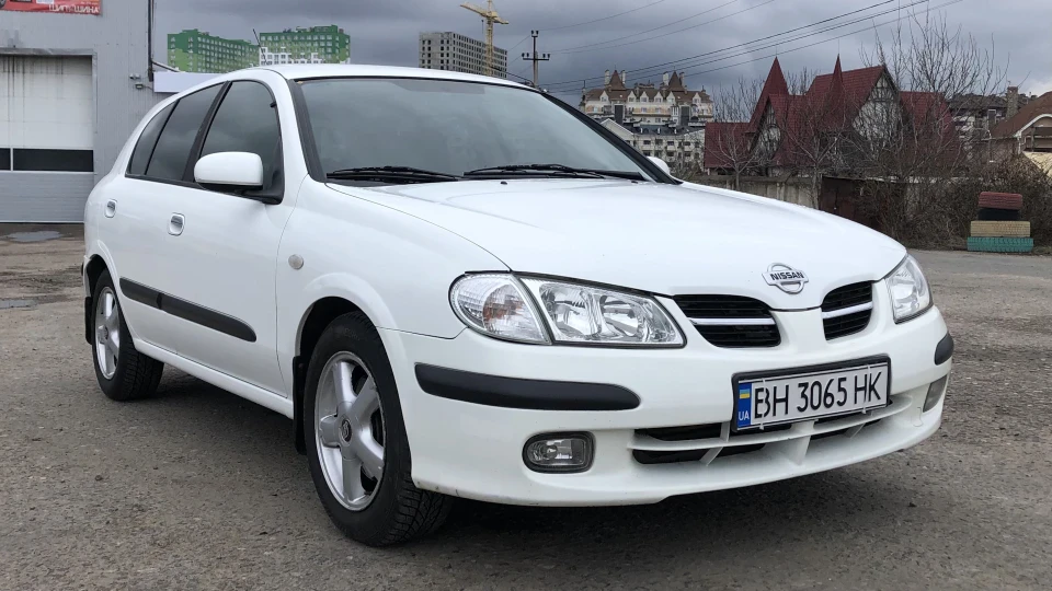Nissan Almera 2