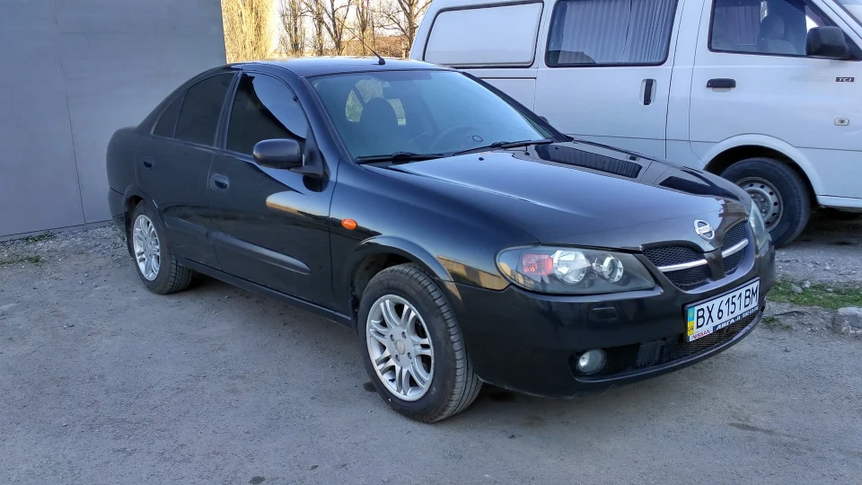 Nissan Almera 3