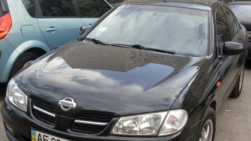 Nissan Almera