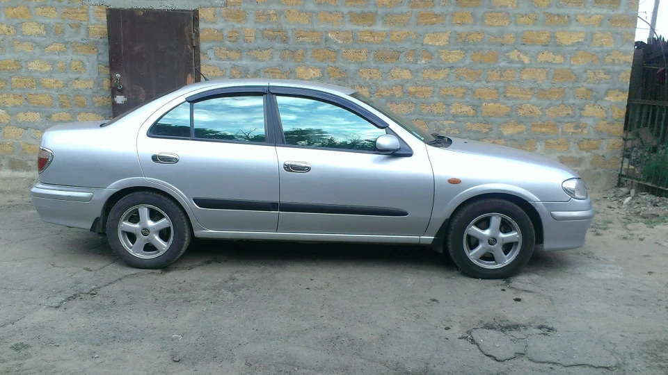 Nissan Almera 2