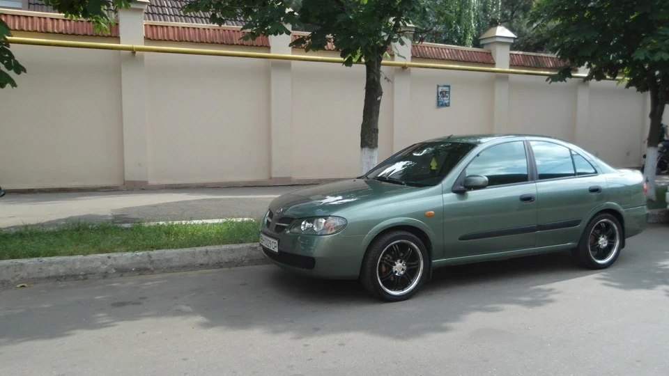 Nissan Almera 英国婦人㋡ 5