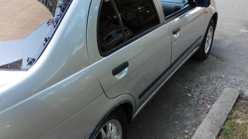 Nissan Almera 2