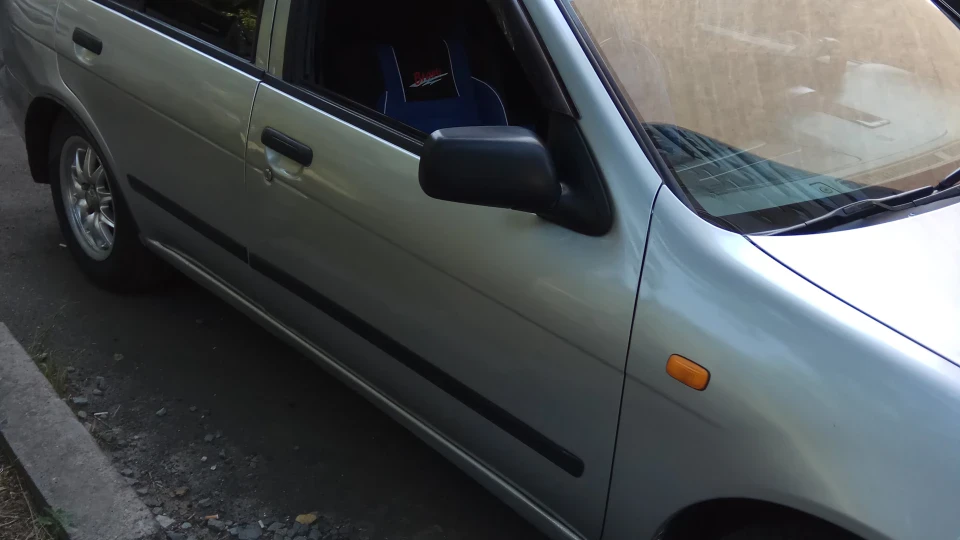 Nissan Almera 3