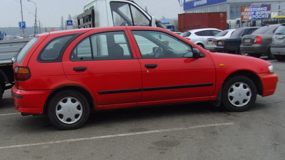 Nissan Almera 1.4 ,16V ПРОДАНА! 4