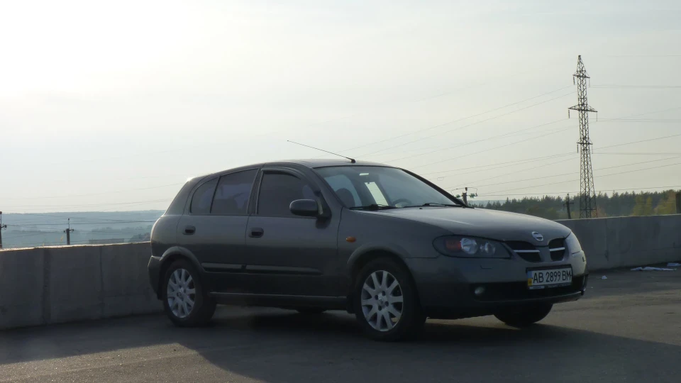 Nissan Almera 1.5 3