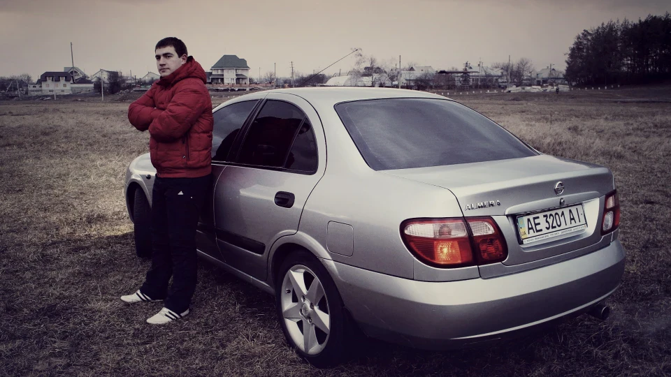 Nissan Almera 1.8 МКПП5 3