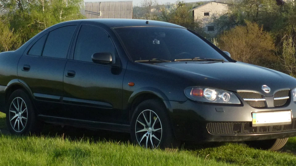 Nissan Almera 1,8