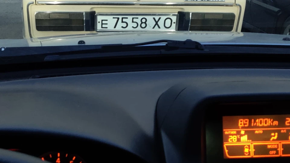 Nissan Almera бульбазавр 2
