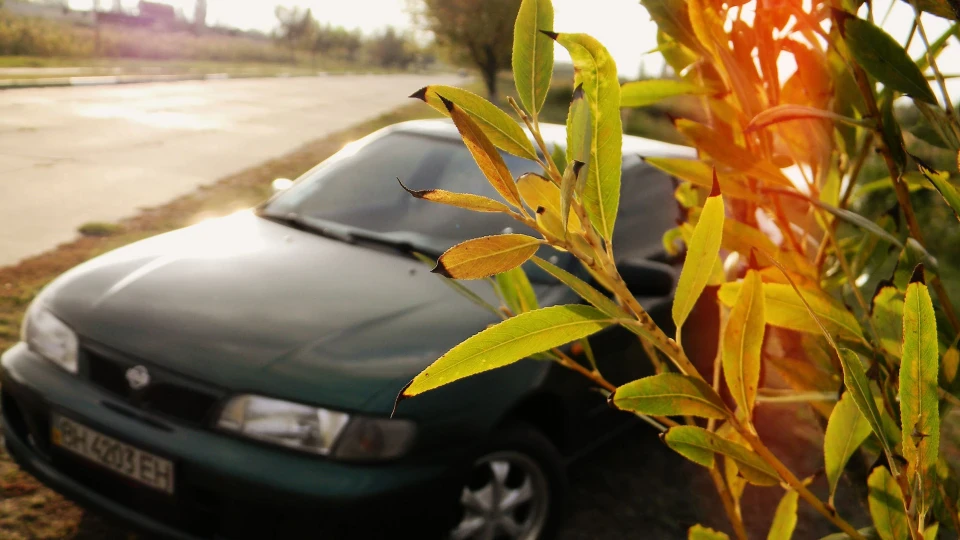 Nissan Almera GA16DE 3