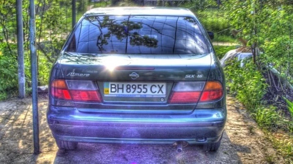 Nissan Almera SLX 1.6 - Зеленуша 4