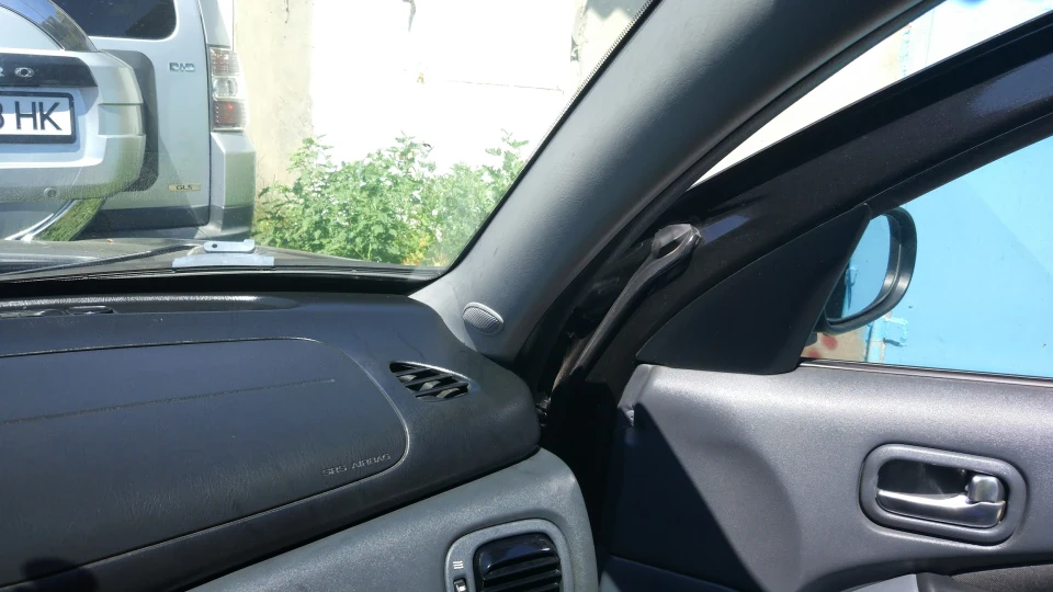 Nissan Almera UK 4