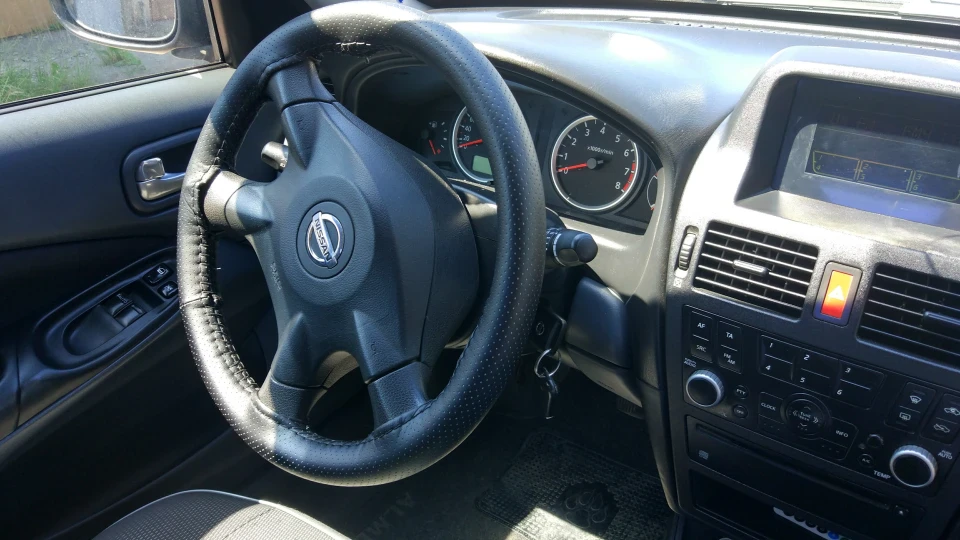 Nissan Almera UK 5