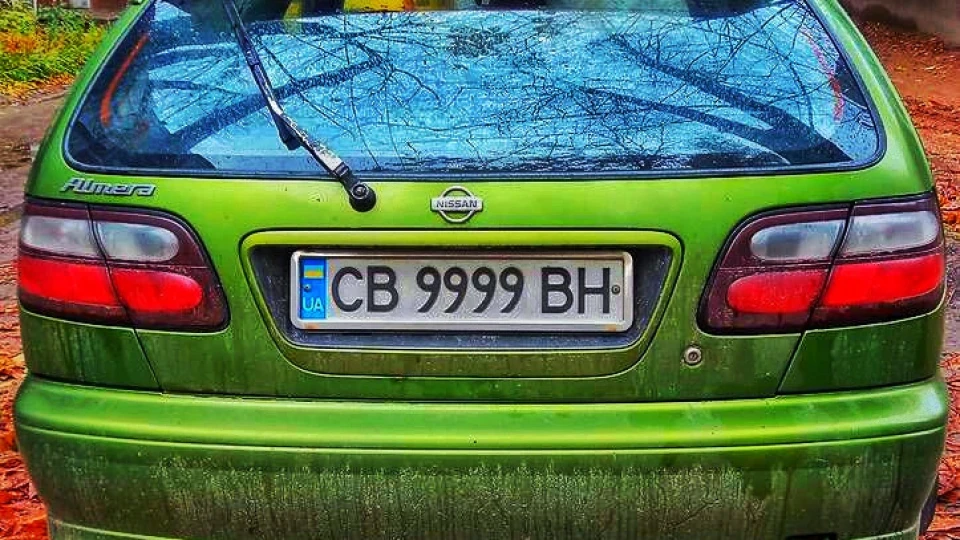 Nissan Almera Хамелеон 2