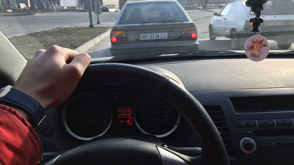 Nissan Bluebird 4
