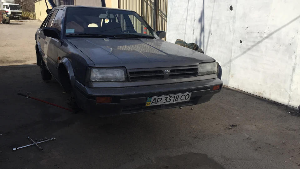 Nissan Bluebird 5
