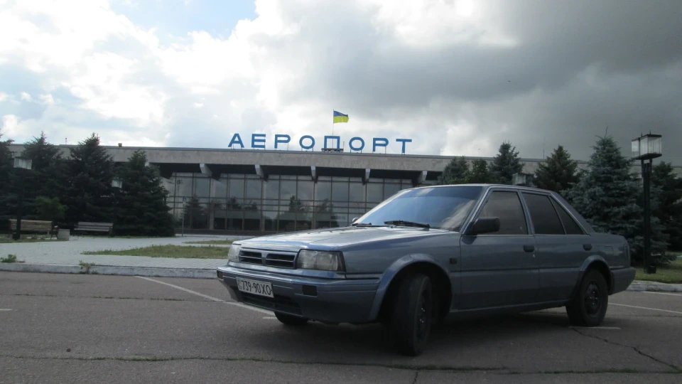 Nissan Bluebird 4
