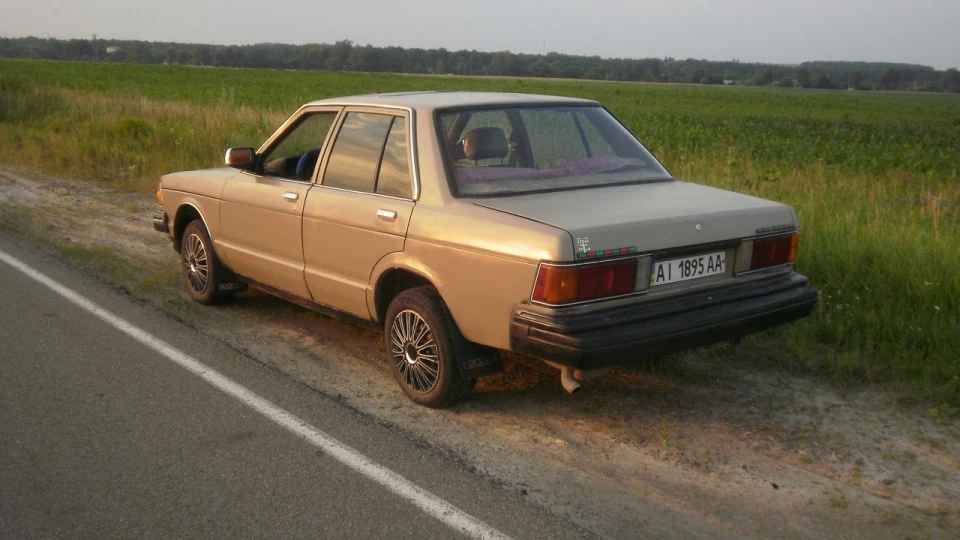 Nissan Bluebird 3